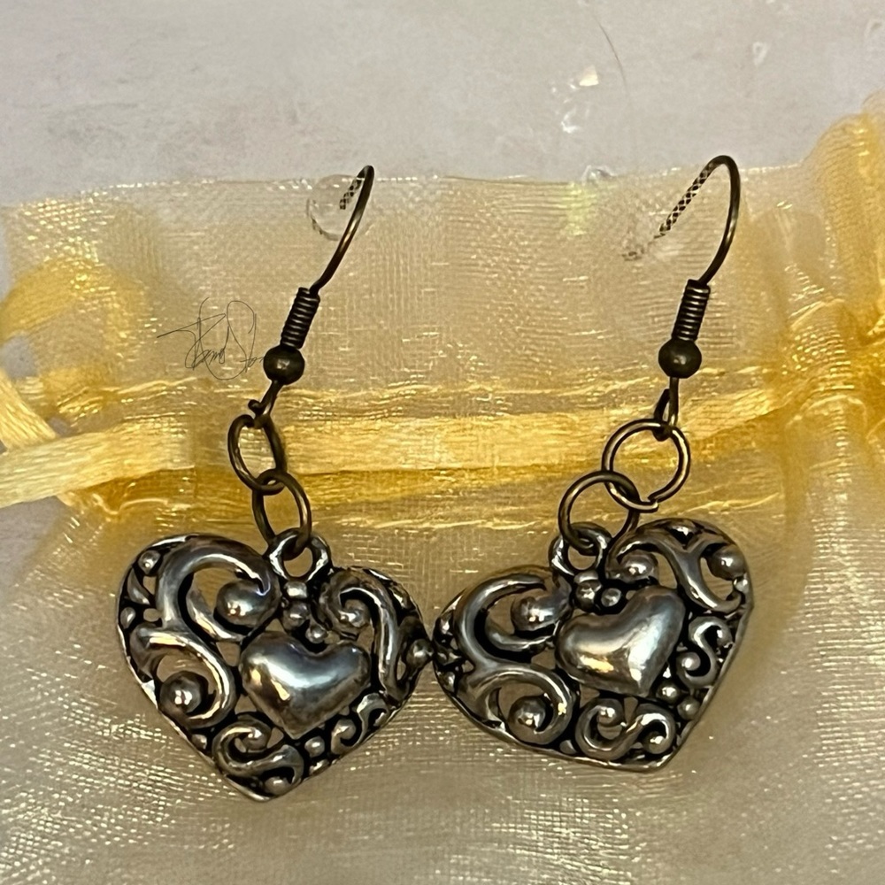 Swirly Heart Dangler Earrings